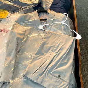 J. Ferrar Classic Gray Suit Coat and Pants